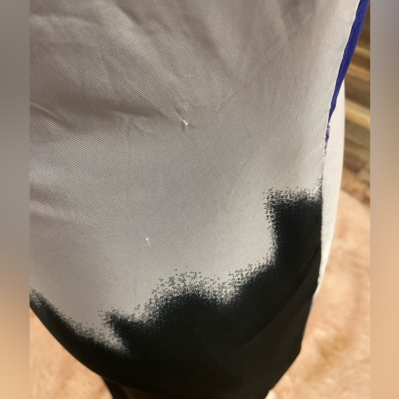 Kenneth Cole New York beautiful, clingy dress! Blue, purple + black ombré dress - Picture 6 of 6